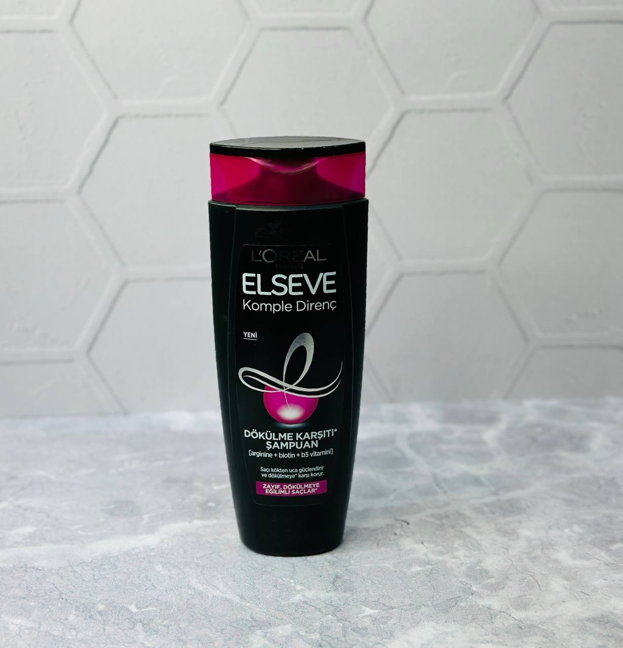 شامپو لورآل الویو کامپلت ریپیر اکستریم مشکی – ترمیم‌کننده کامل (Elvive Complete Repair Extreme Black)